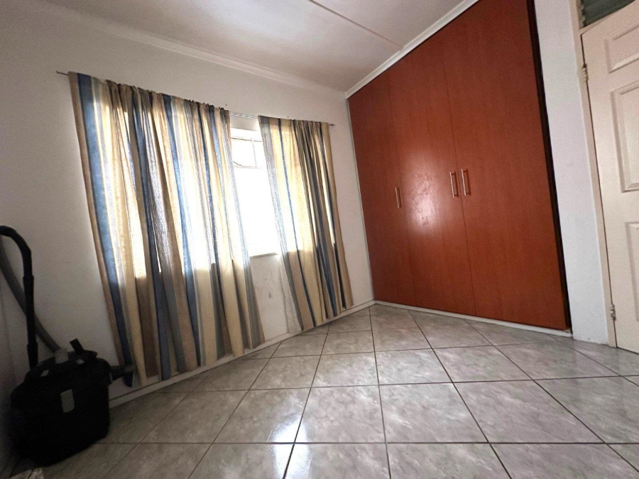 3 Bedroom Property for Sale in Swartkops Eastern Cape